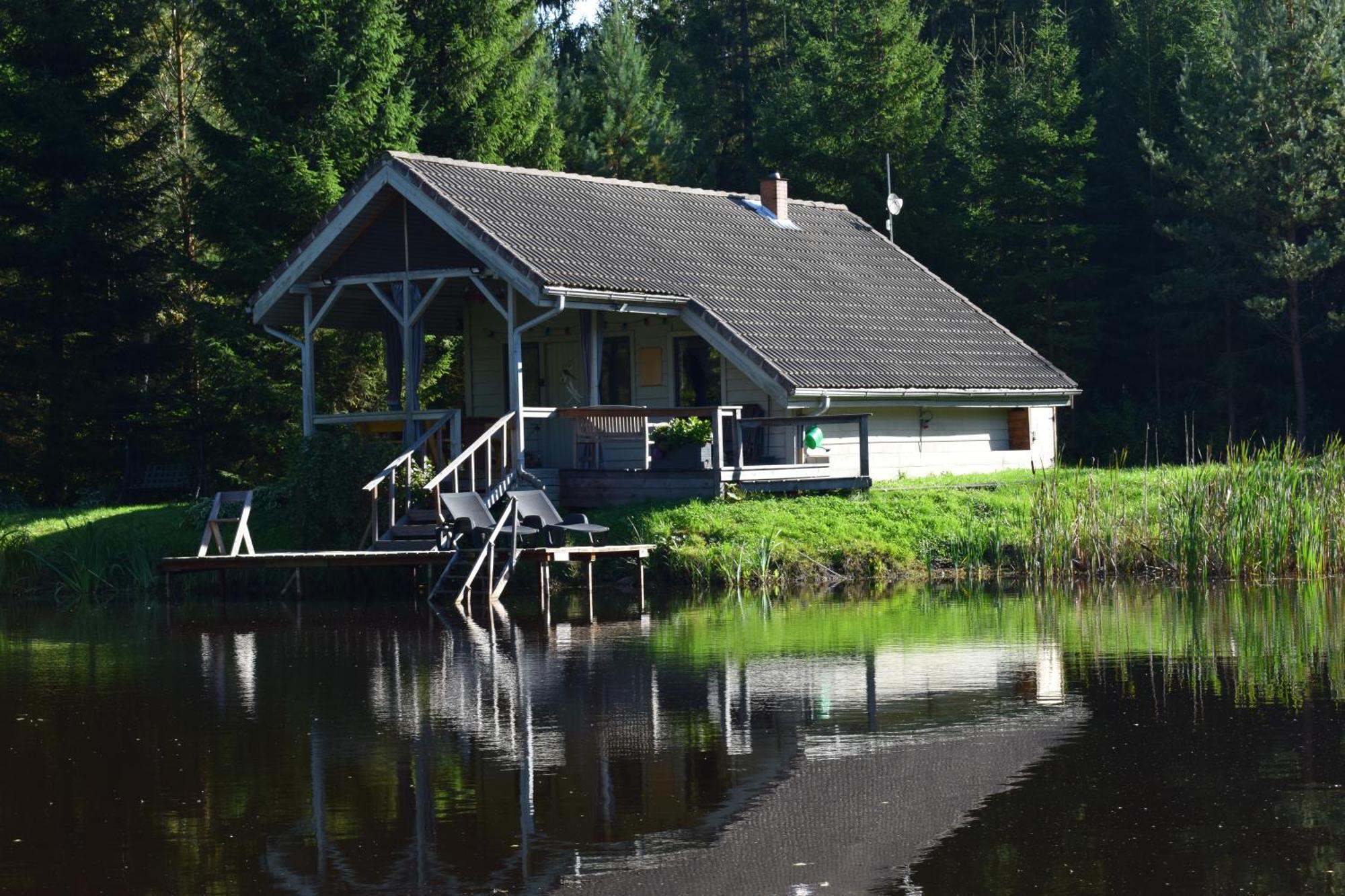 Villa Pirts "Sparites" à Geranimova Extérieur photo